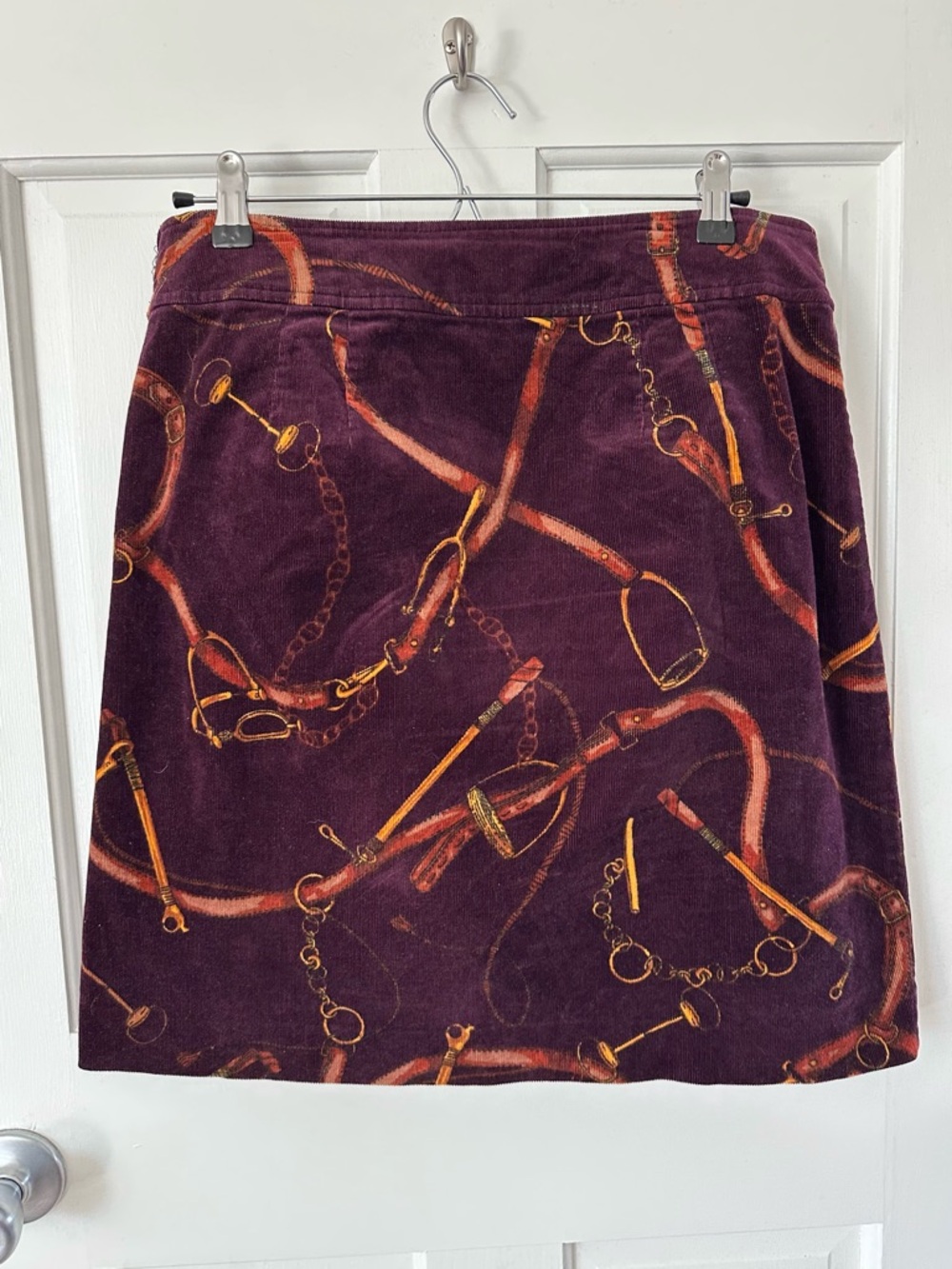 TALBOTS Corduroy Horse Bit Equestrian Mini Skirt Preppy Classic Burgundy Size 8 - Picture 4 of 9